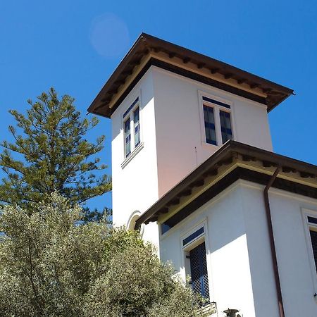 Appartamento La Torretta Мондело Стая снимка